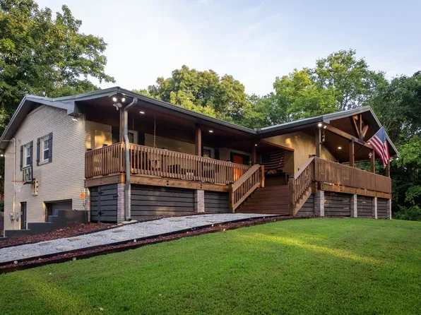 4118 Leipers Creek Rd, Williamsport, TN 38487