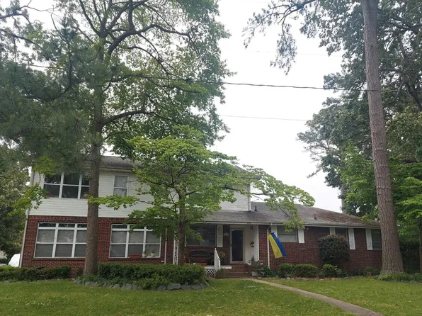 3530 Sale Dr, Virginia Beach, VA 23464