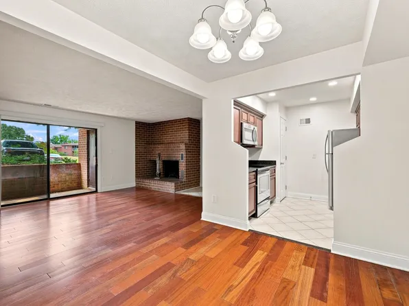 104 Turtle Creek Rd APT 4, Charlottesville, VA 22901