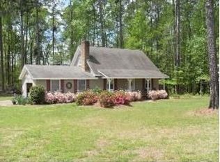 1803 Cherokee Trl, Sanford, NC 27332