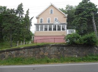 353 Ingleside St, Holyoke, MA 01040