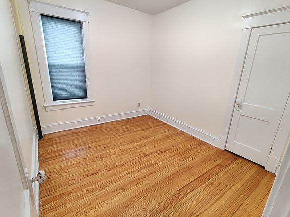 4th image of 10 Maplewood St APT 1