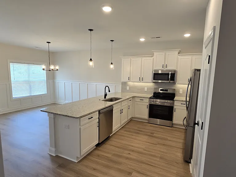 4301 Laurel Ridge Dr — Photo 13