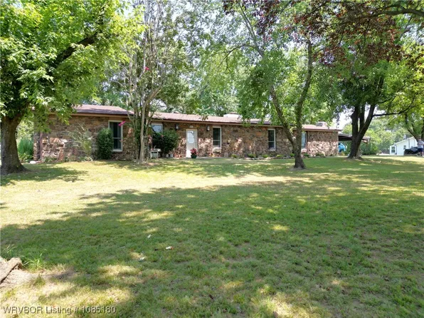 937 W Elm Blvd, Van Buren, AR 72956