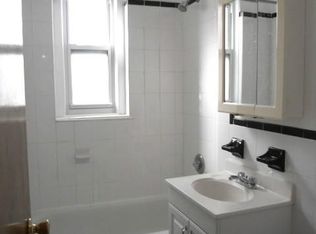 490 Ocean Pkwy APT 27, Brooklyn, NY 11218