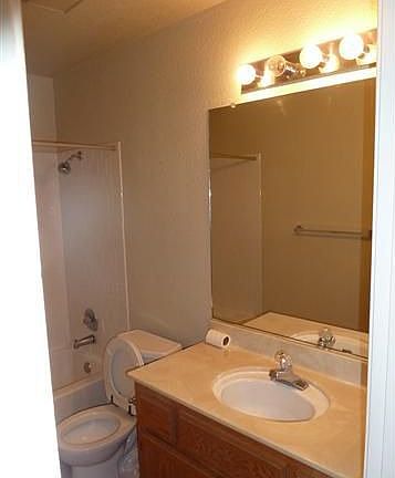 3rd image of 212 Reardon St