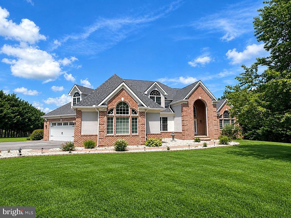 1st image of 22 Misty Ln