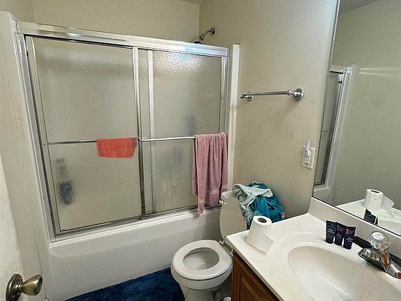 5th image of 2202 Darren Dr