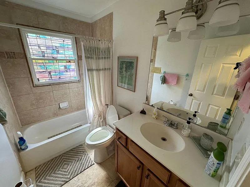 2468 Romain Way — Photo 4