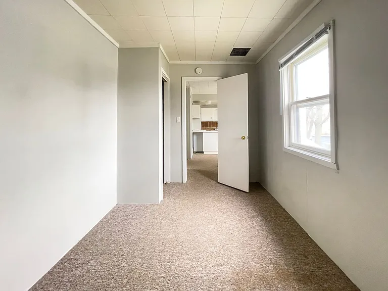 830 W North St. (Whim & Proper LLC) — Photo 18