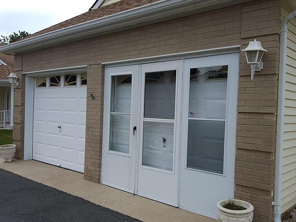 2nd image of 6 Sophia Ct