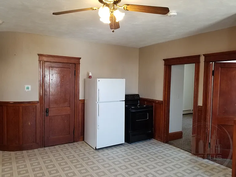  59 Sweet Ave 2ndFlr 2B/1B Spacious Hardwoods FreshPaint PetOK Laundry — Photo 11