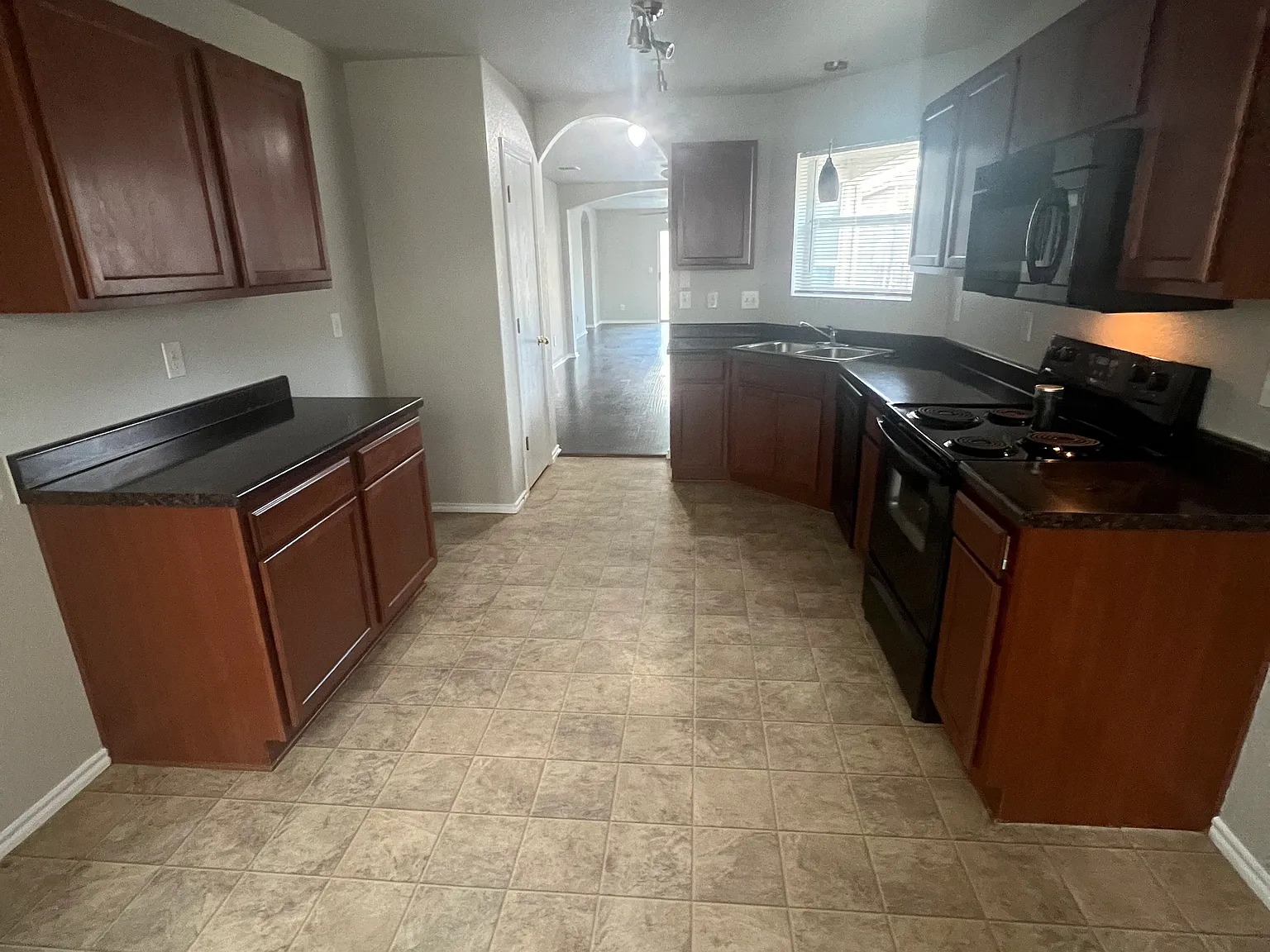 3435 Copper Rim — Photo 4