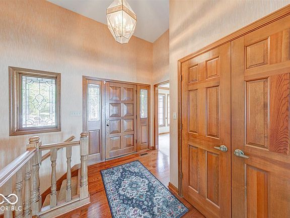 5th image of 109 Edgewater Dr