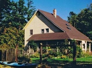106 Madan Ln, Eastsound, WA 98245