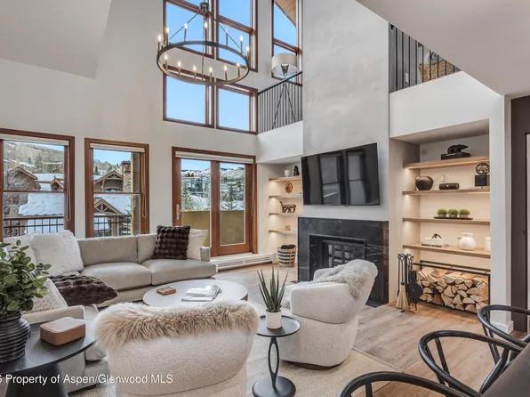 425 Wood Rd APT 56, Snowmass Village, CO 81615