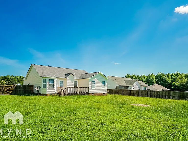54 Pedernales Dr — Photo 15
