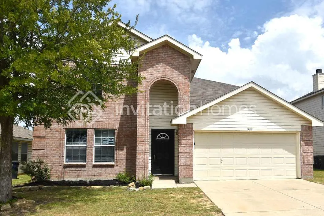 14116 Cochise Dr Fort Worth, TX 76052 — Photo 1