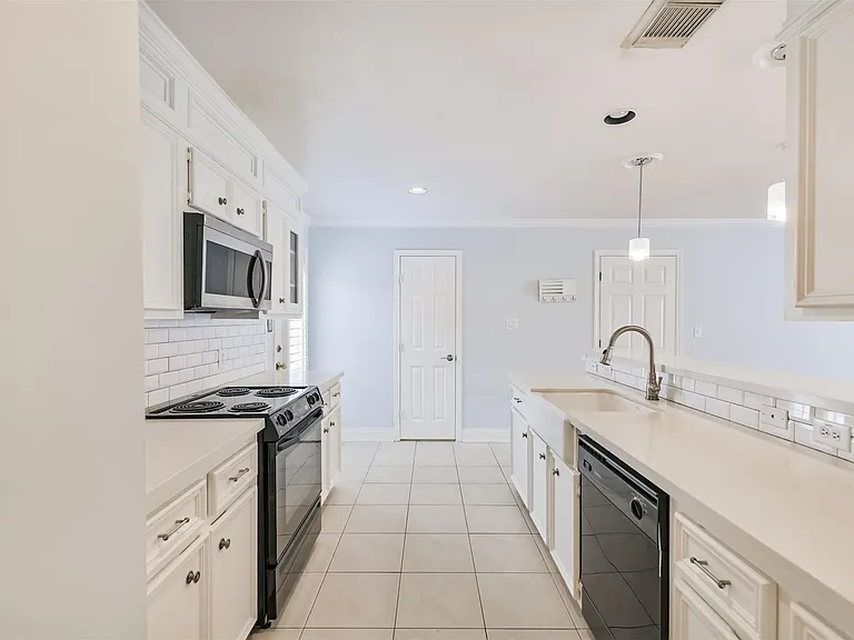 738 Redwing Place Dr — Photo 18