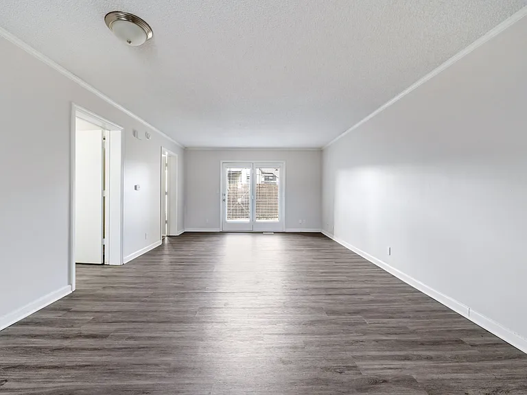 Corinth Place — Photo 14