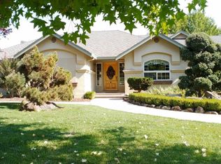 120 Asuymas Ct, Hollister, CA 95023