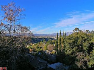3260 Coy Dr, Sherman Oaks, CA 91423