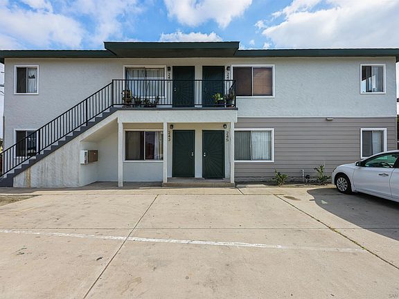 3rd image of 243-49 San Jacinto Dr