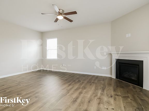 3rd image of 114 Rivercamp St