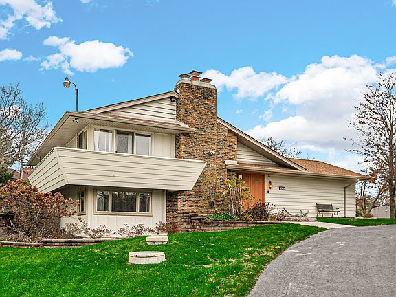 3rd image of 1501 Sugar Creek Dr