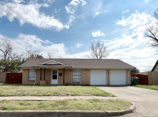 106 E Kenwood Dr, Garland, TX 75041