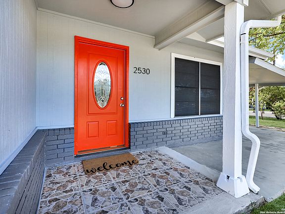 5th image of 2530 S Laredo St