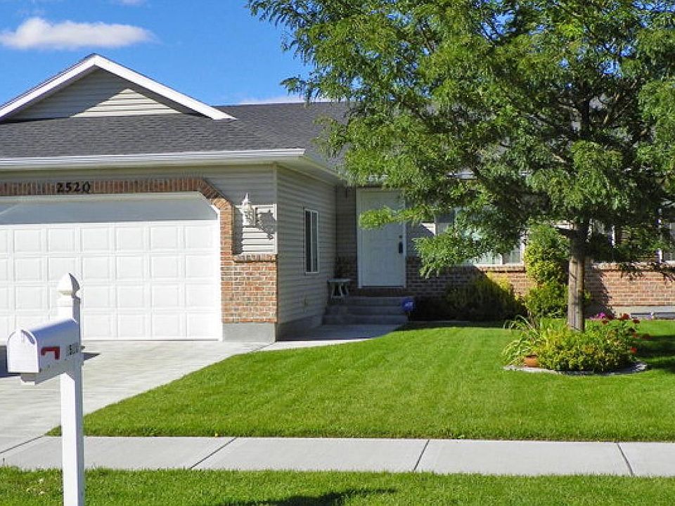 1st image of 2520 Brandon Dr