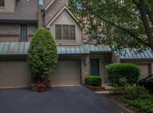 43 Whitney Hl, Park Ridge, NJ 07656