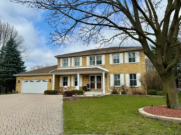 1431 Jill Ct, Rolling Meadows, IL 60008