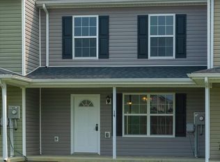 14 Lobo Ln, Inwood, WV 25428