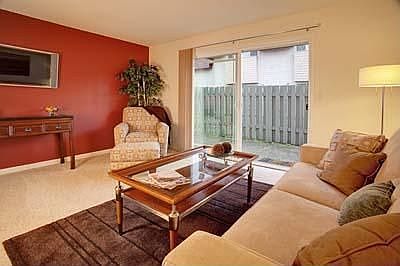 3rd image of 504 142nd Ave SE APT 81