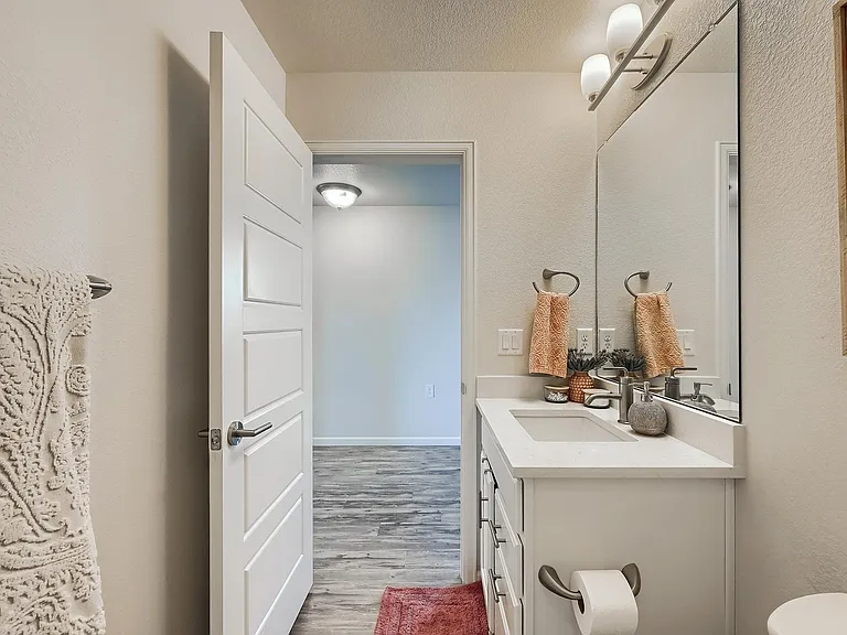 5813 N Boston St — Photo 15
