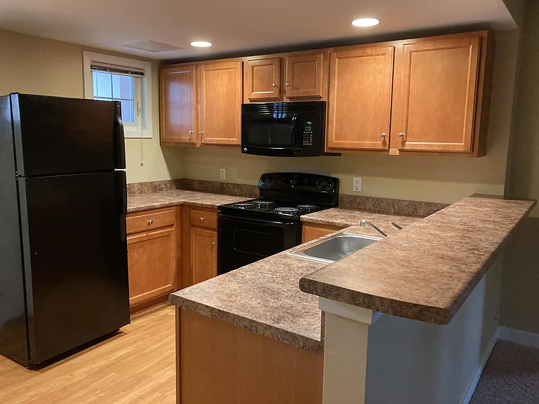 5247 Shelburne Rd — Photo 17