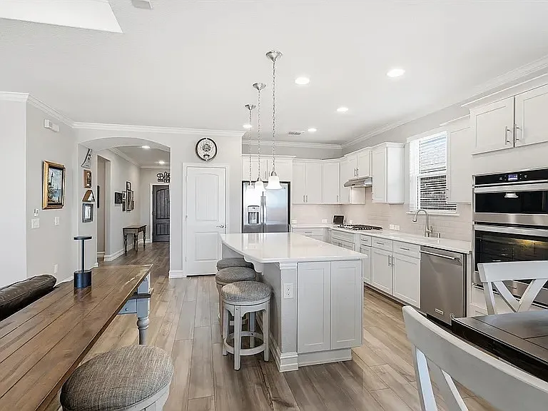 1678 Bentwater Ln — Photo 8