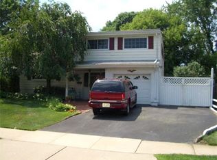 55 Bushnell Rd, Old Bridge, NJ 08857