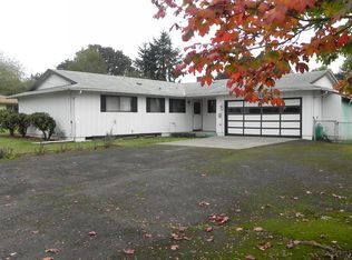 110 Barker Rd, Oregon City, OR 97045