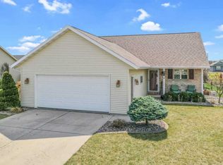 2155 Ryan Rd, De Pere, WI 54115