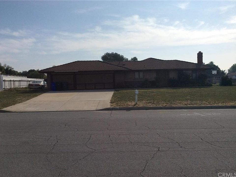 1st image of 10681 Catawba Ave