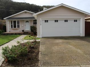 1032 Rio Vista Dr, Pacifica, CA 94044