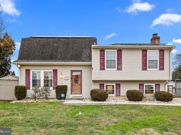 4604 Murray St, Bristol, PA 19007