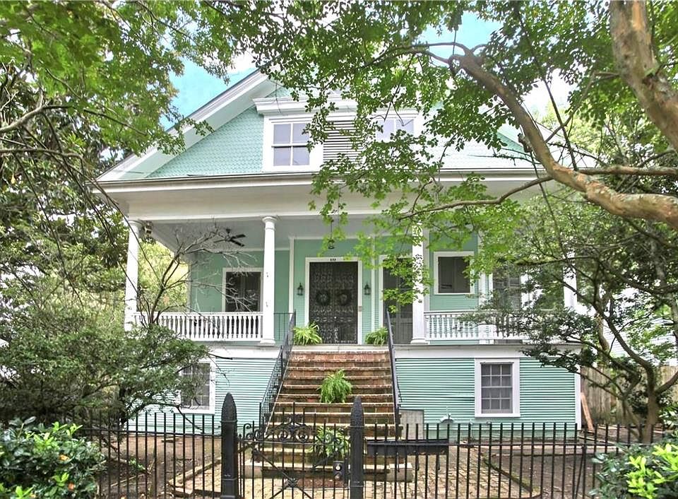 1st image of 839 Pine St