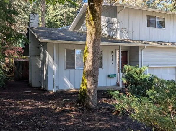 4590 Manzanita St, Eugene, OR 97405