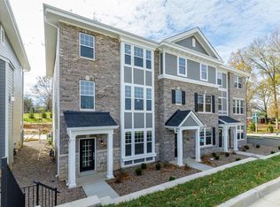 11209 Talamore Cir #3, Saint Louis, MO 63131