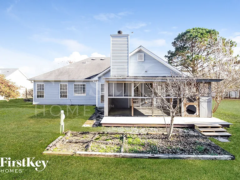 1005 Carrick Ct — Photo 15