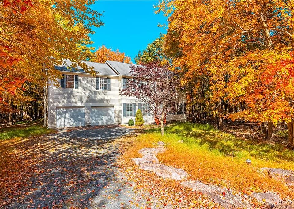 1st image of 111 Laurel Ln